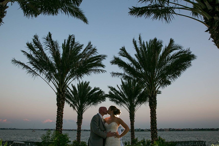 houston wedding venue waters edge in el lago texas