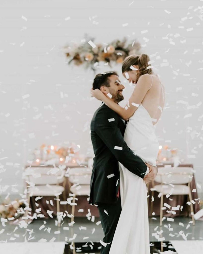 It's the little things that make your wedding day even more special. Whether you are wanting confetti, sparklers, or fireworks,