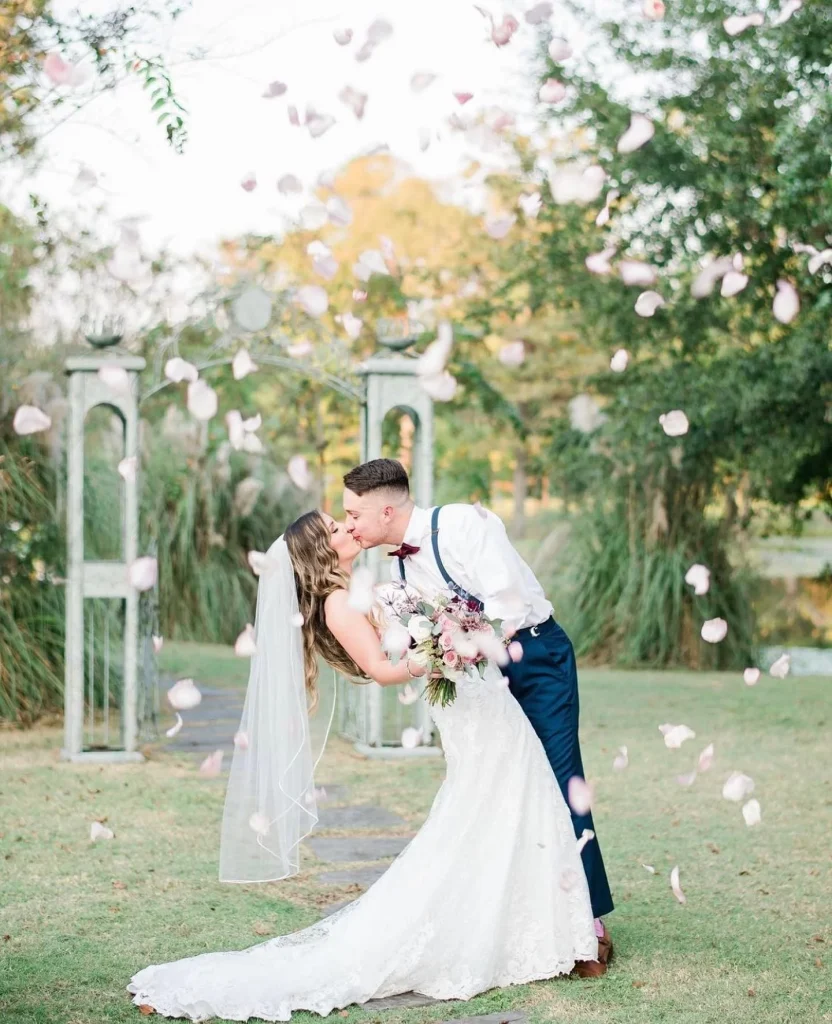 A petal picture for the happy couple! Lindsay and Chad got married at the modernly beautiful 15_acres_venue⁠ and took their