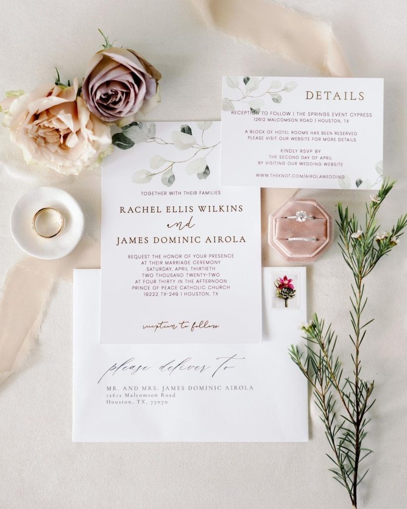 We can't get over this remarkable wedding suite by wilkinswriting. Not to mention the illustrations AND matching stamps - this